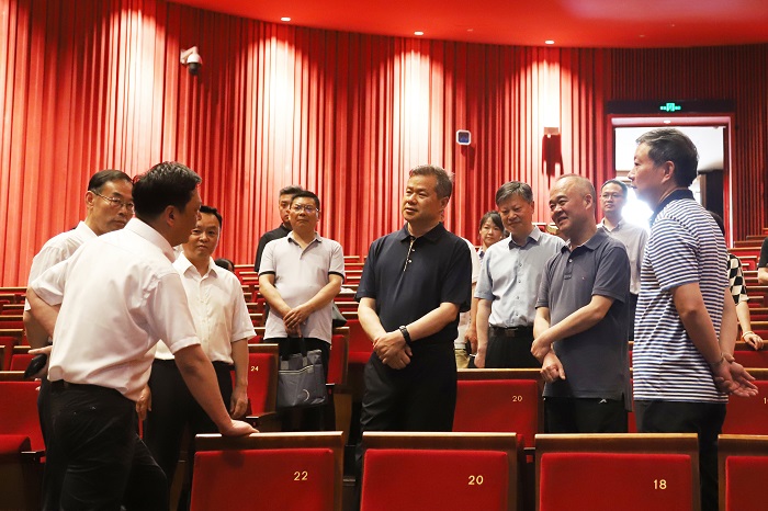 省政协副主席欧阳泽华到我区开展调研